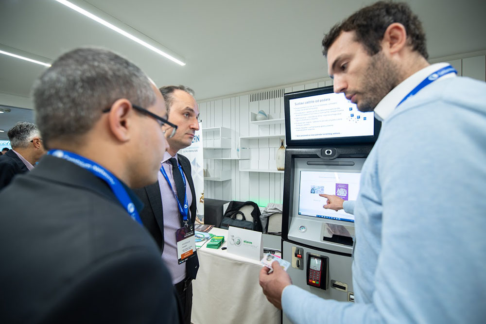 ABSmartKiosk predstavljen na BestStay konferenciji