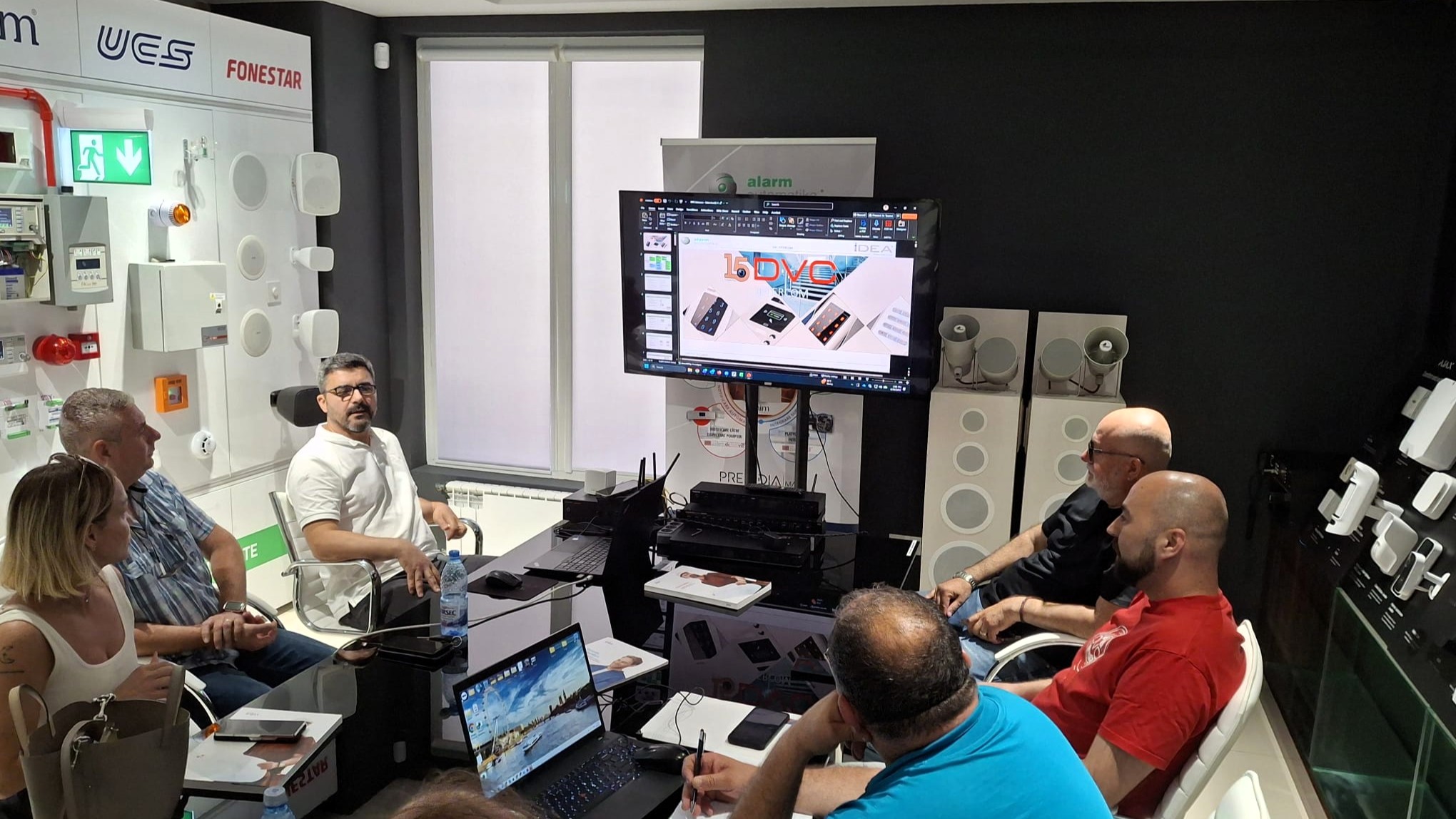 Nova era edukacija u Rumunjskoj započela Intercom Workshopom u Bukureštu